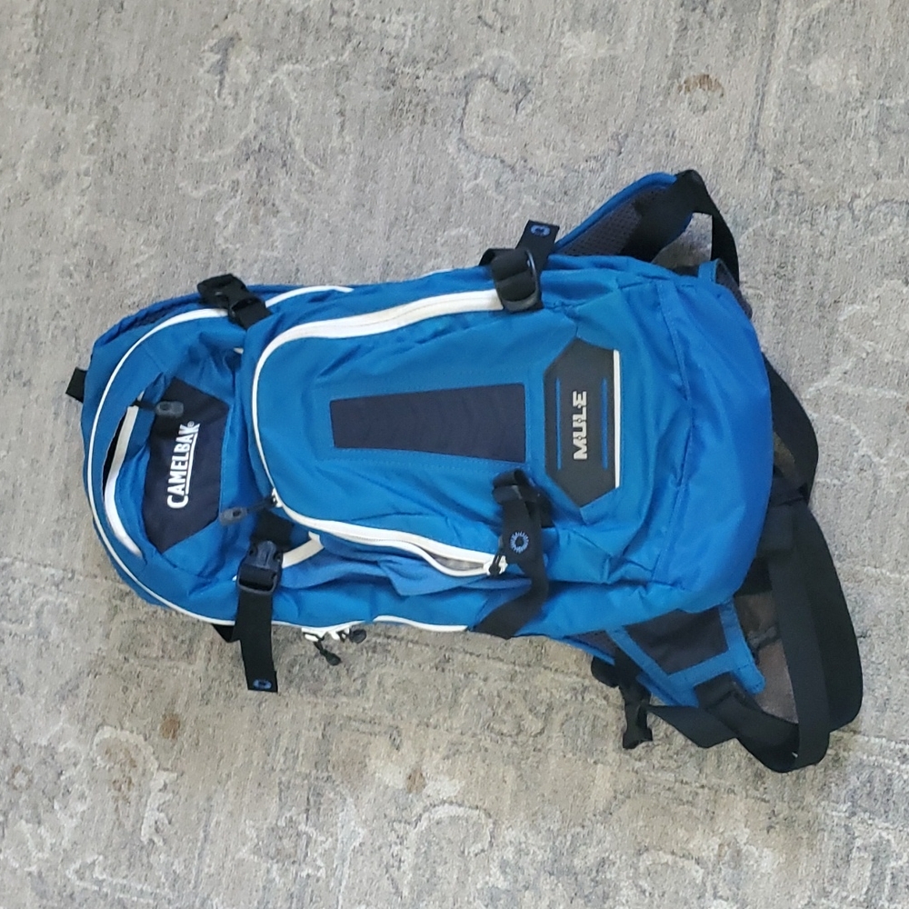 CamelBak M.U.L.E Hydration Pack Blue